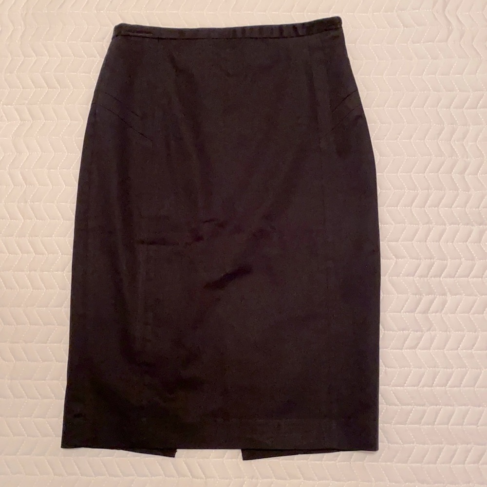 Black pencil skirt